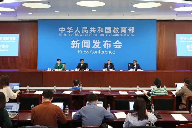 哪里可以找到适合青少年的篮球季前赛训练营_0