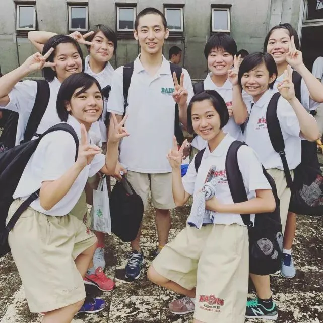 如何通过反馈分析提升篮球战术意识_0